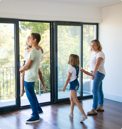 familiy in neuer unterkunft